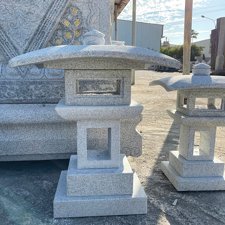 Kajuji Ishidoro Natural Stone Lantern Japanese Zen Garden Temple Pagoda